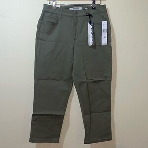 Women’s New Jones New York Jeans Sutton Capris